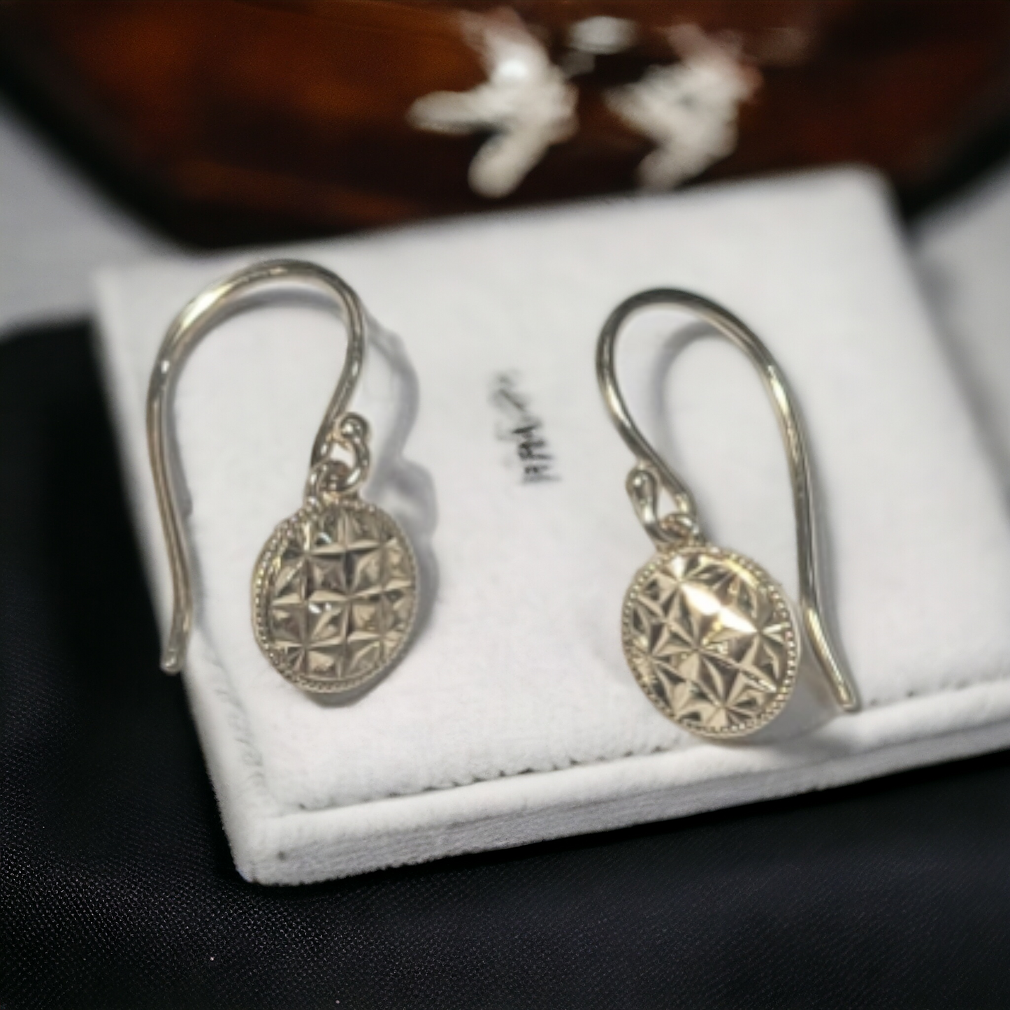 Round diamond cut engraved dangle earring